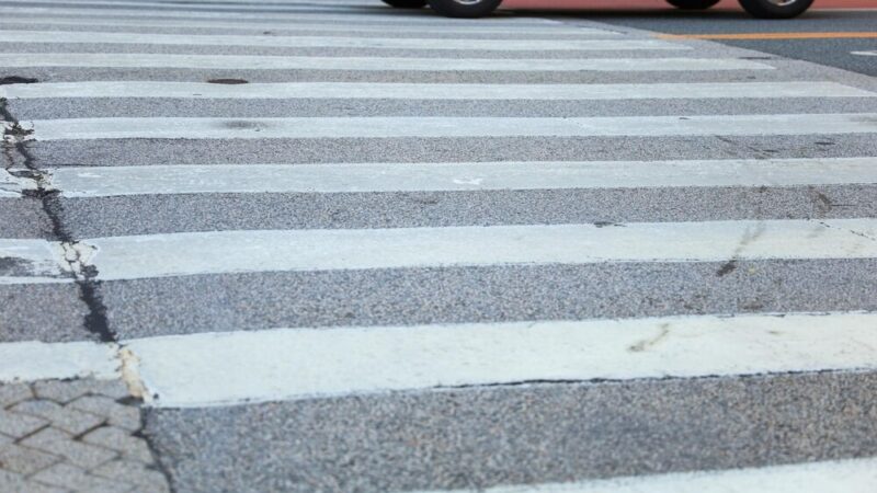 Bezpieczeństwo seniorów w rękach policji: profilaktyka w Lędzinach