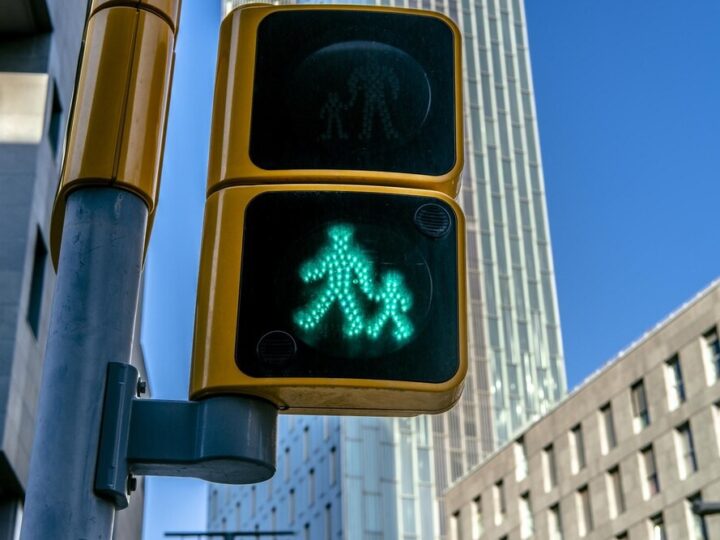 Bezpieczniej po zmroku: Odblaski w powiecie bieruńsko-lędzińskim