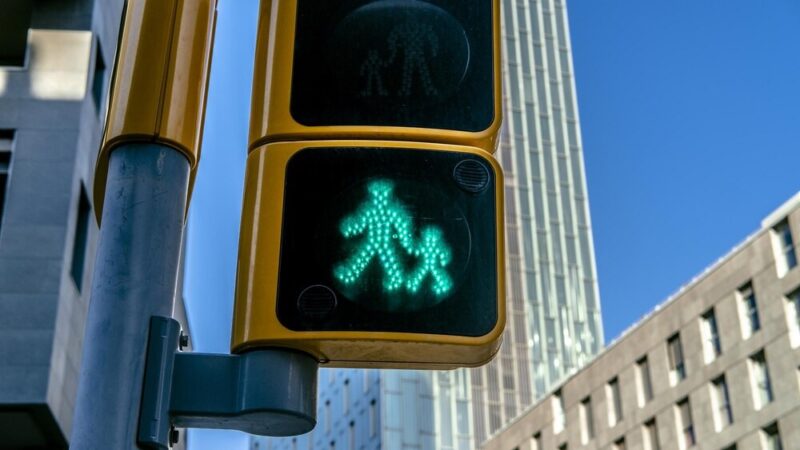 Bezpieczniej po zmroku: Odblaski w powiecie bieruńsko-lędzińskim