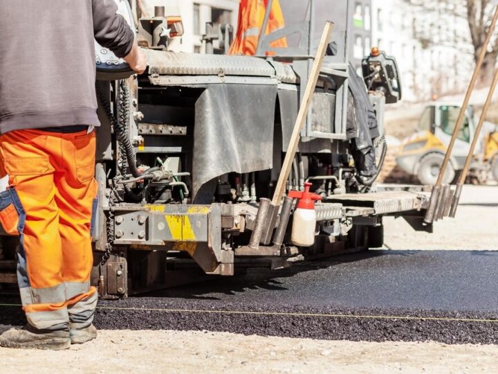 Asfalt i stal na budowie tunelu oraz ronda w Bieruniu Nowym!